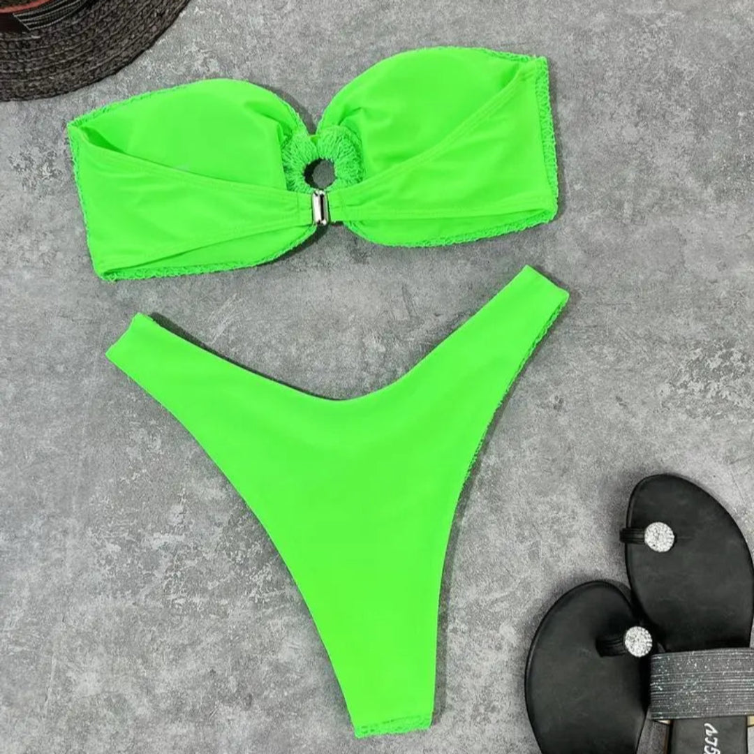 Ensemble de bikini ylva - sans bretelles et en feu
