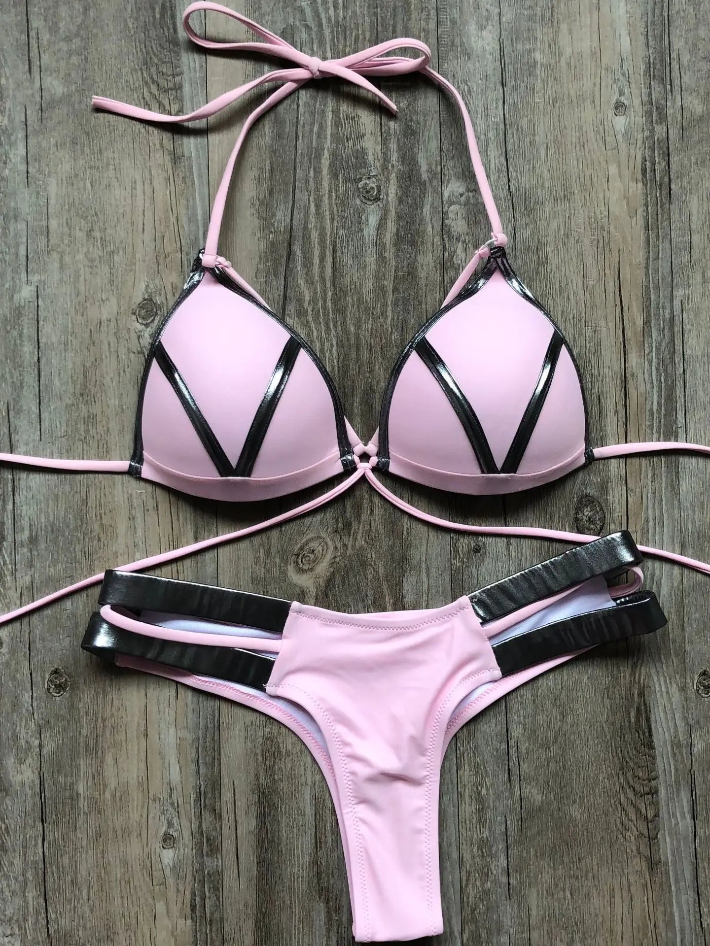 Nahla Bikini - Sexy Simple avec Class