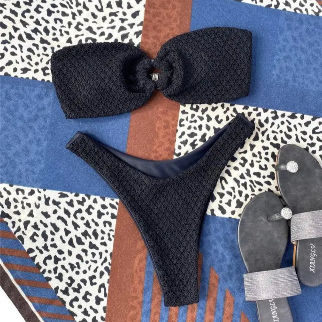 Ensemble de bikini ylva - sans bretelles et en feu