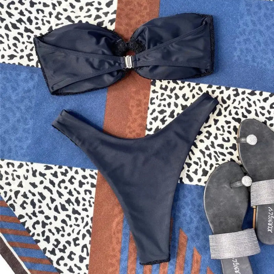 Ensemble de bikini ylva - sans bretelles et en feu
