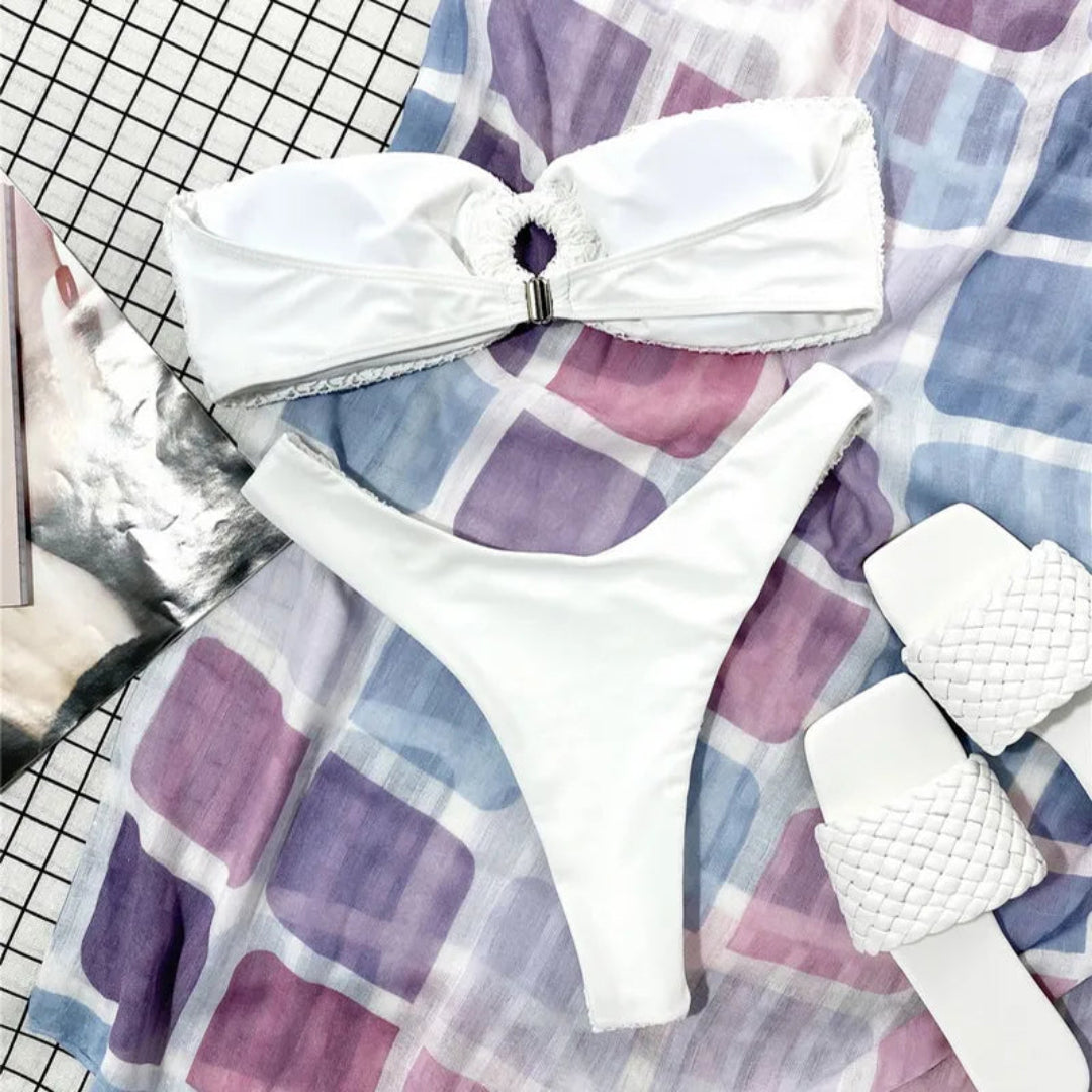Ensemble de bikini ylva - sans bretelles et en feu