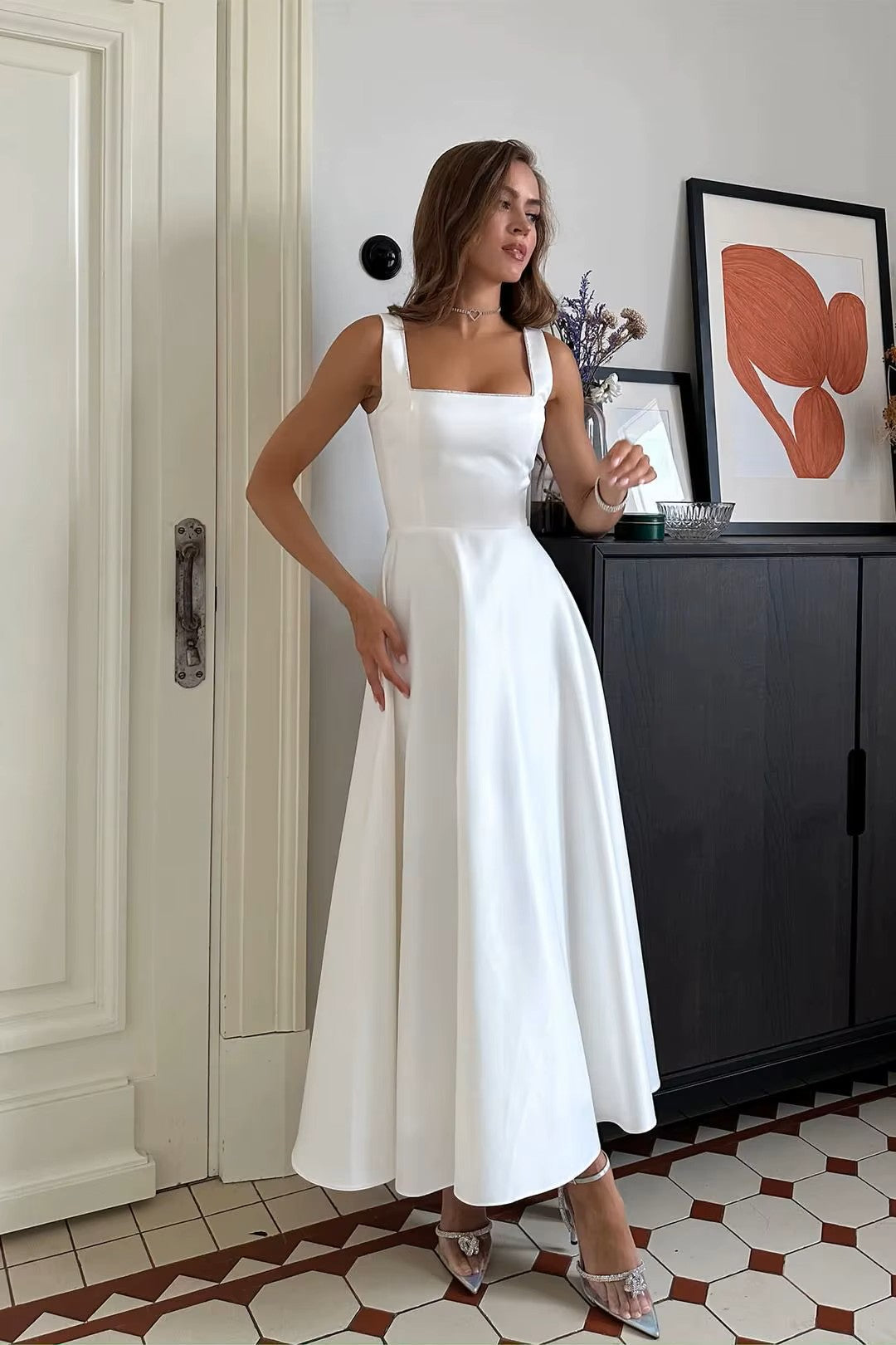 Elara – Versierde Midi-Jurk voor Tijdloze Elegant