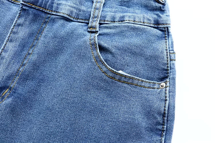 FlexFit™ - Ervaar ultieme flexibiliteit in stijlvolle drainpipe jeans