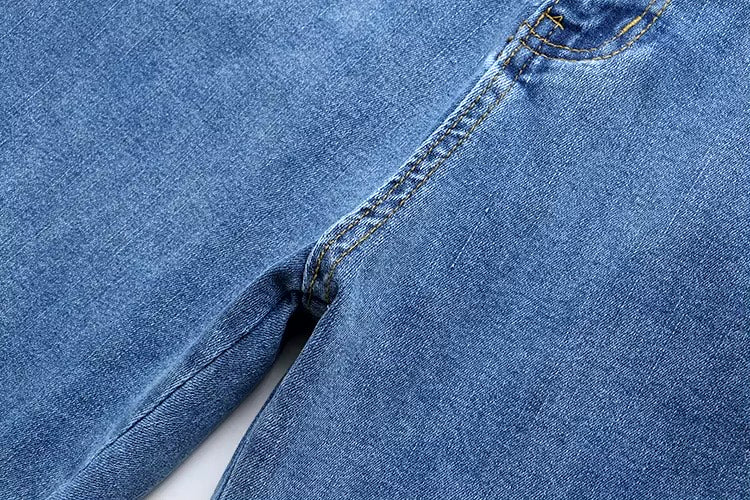 FlexFit™ - Ervaar ultieme flexibiliteit in stijlvolle drainpipe jeans