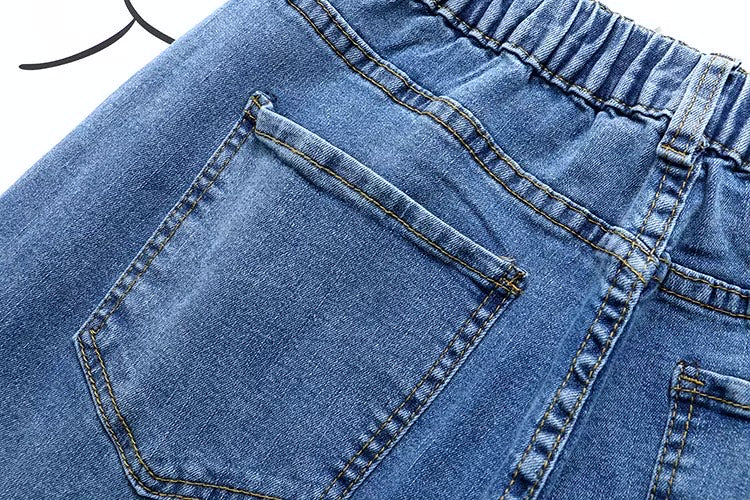 FlexFit™ - Ervaar ultieme flexibiliteit in stijlvolle drainpipe jeans