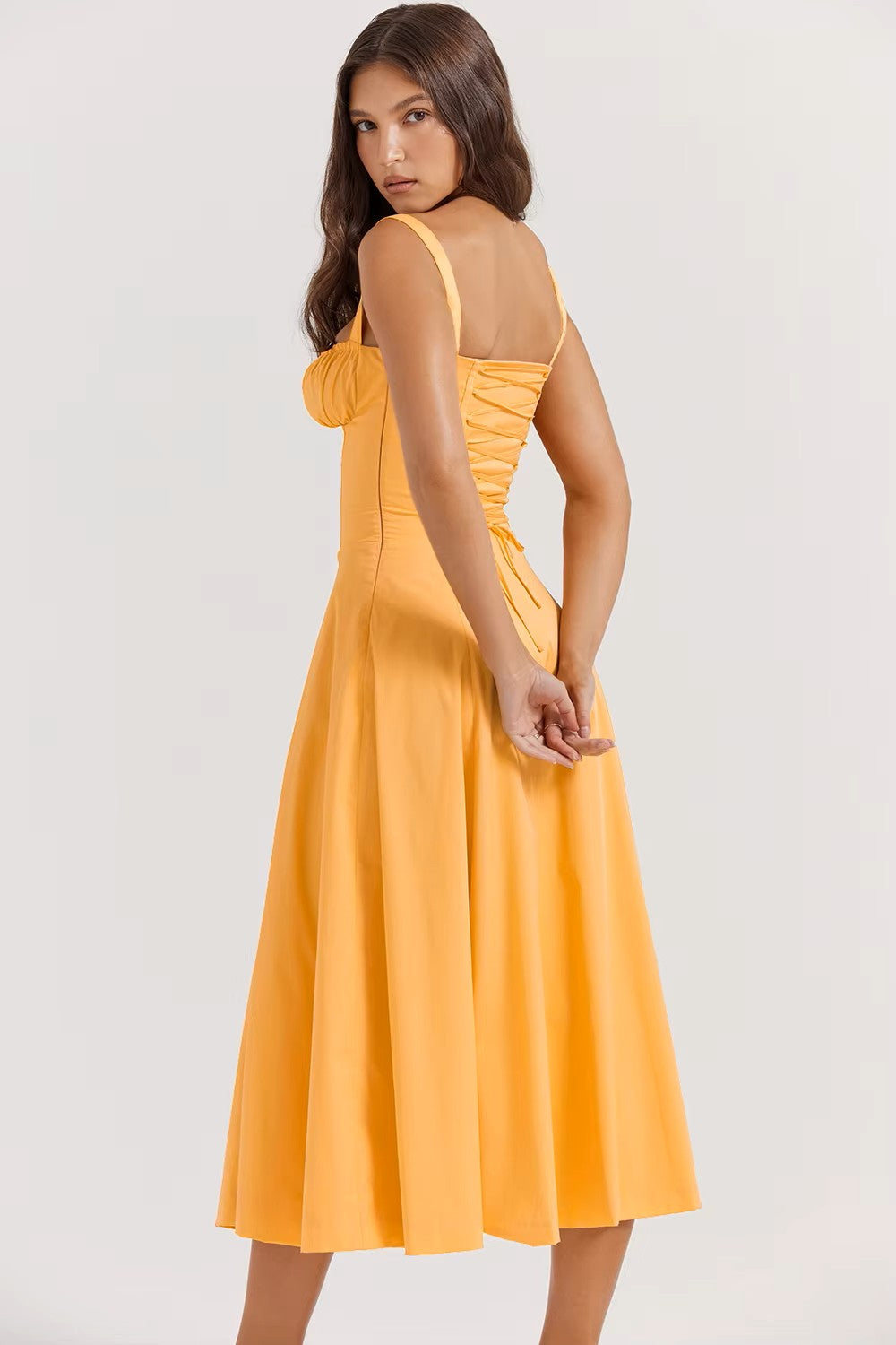Iselle - Robe d'été aérée pour un look ludique et féminin