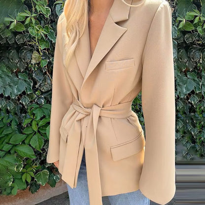 Mireille - Robe de blazer élégante pour un look auto-assuré et féminin