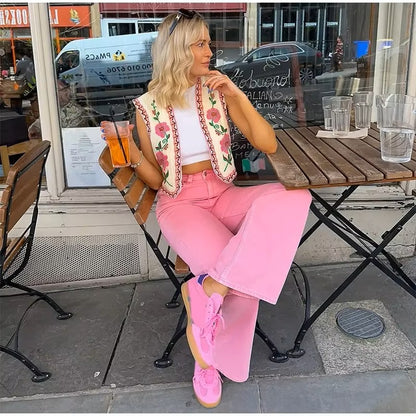 Sienna – Geborduurde Bloemen Gilet voor een Vleugje Bohemian Chic